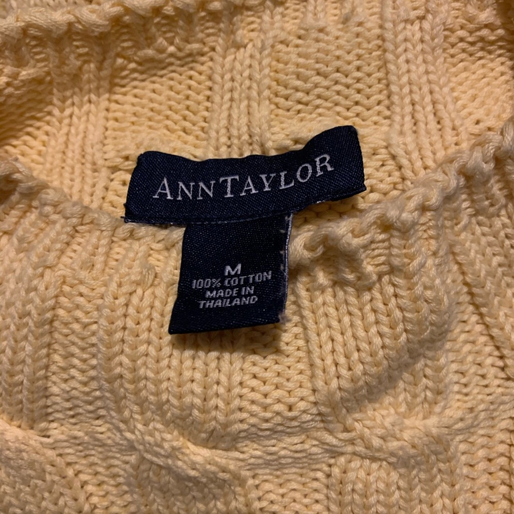 Ann Taylor M Yellow Cable Knit Turtle Neck Sweater